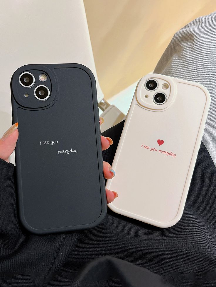 2pcs Letter Graphic Phone Case